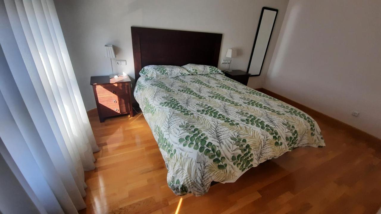 La De La Losa Oviede
